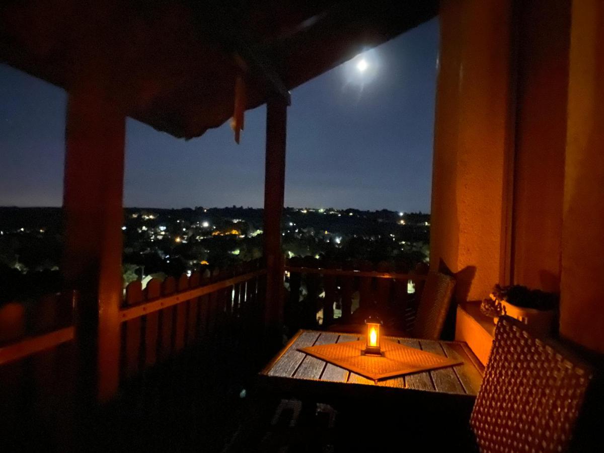 Apartman Simona Vrdnik Esterno foto