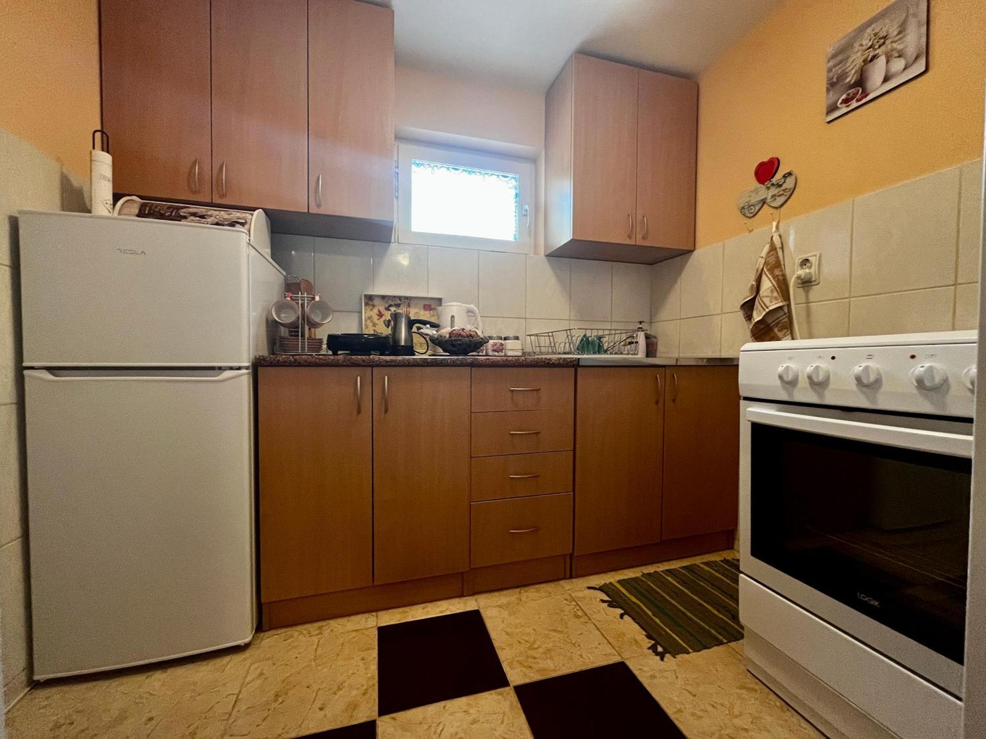 Apartman Simona Vrdnik Esterno foto